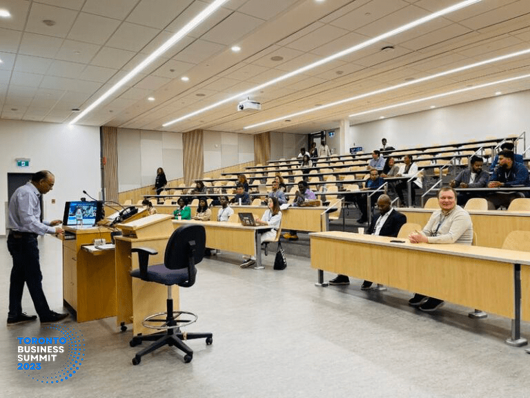 toronto-biz-summit-01-768x576-1